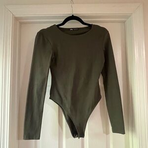 Zara Army Green Long Sleeve Bodysuit